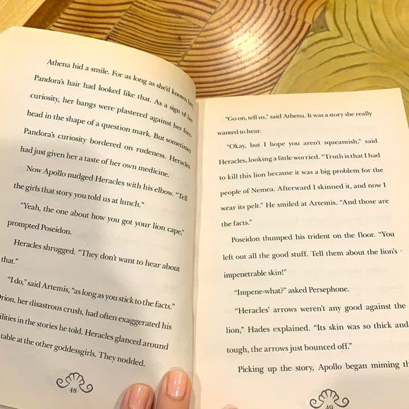 Goddess Girls Books - Picture 4 of 6